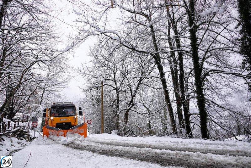 Nevadas provocan cortes de carretera en cinco provincias de Castilla y León