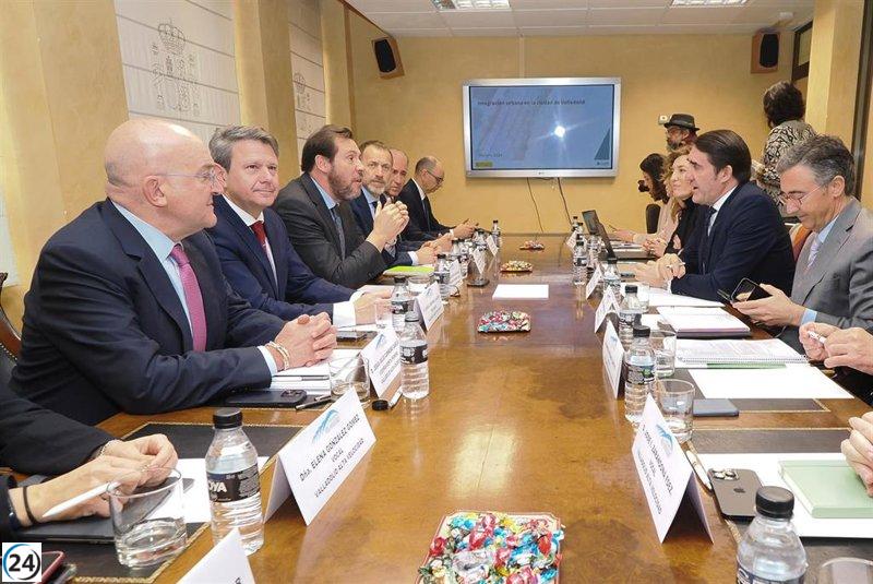 Puente envía documentación sobre el soterramiento ferroviario tras recibir carta de Carnero.