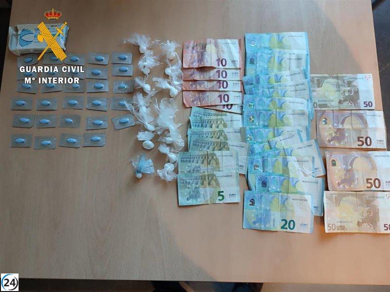 Pareja detenida en Salamanca con drogas y dinero en efectivo en su vehículo
