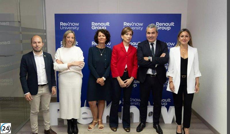 Renault establece programa de formación 'Reknow University' para capacitar a miles de individuos.