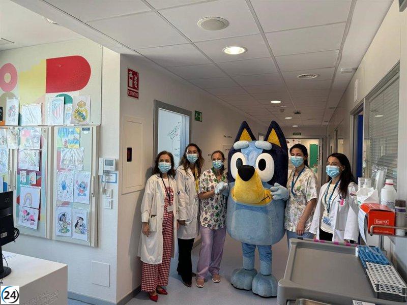 Canina 'Bluey' alegra a niños enfermos en hospital de Salamanca