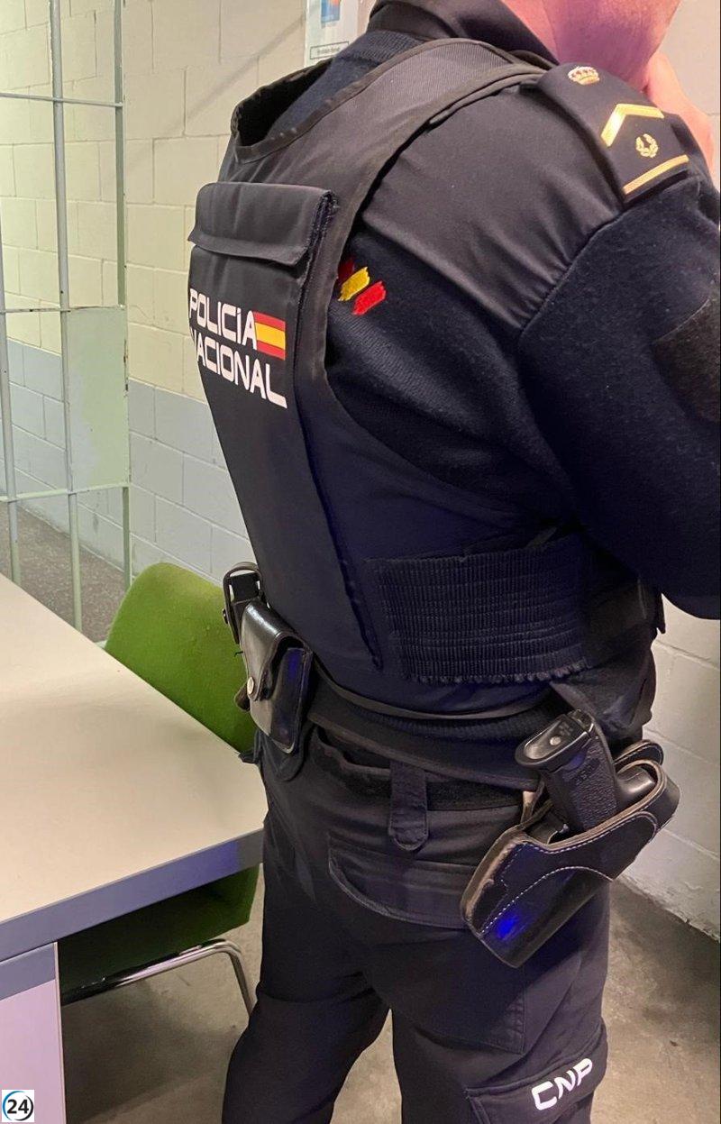 Dos individuos arrestados en la capital por robar más de 67 mil euros a tres personas en Valladolid.