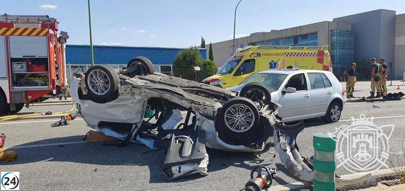 Jóvenes resultan heridos en accidente de tráfico en Burgos.