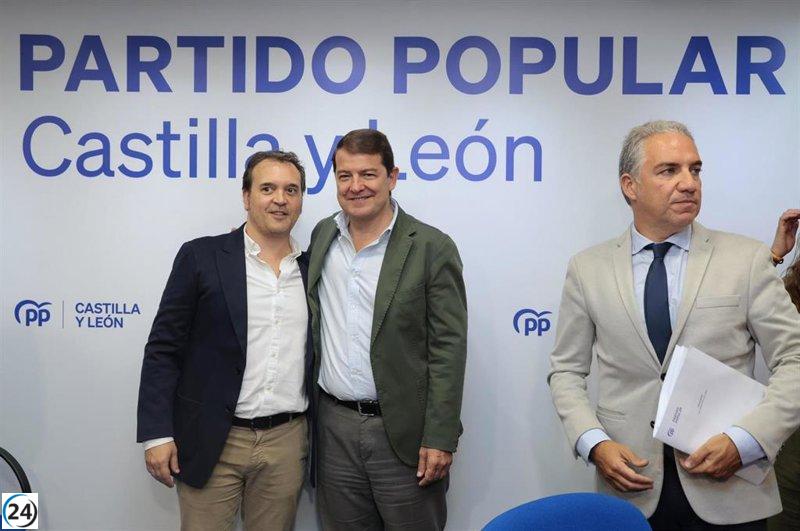 Bendodo destaca la importancia de la continuidad de Tudanca para Castilla y León.
