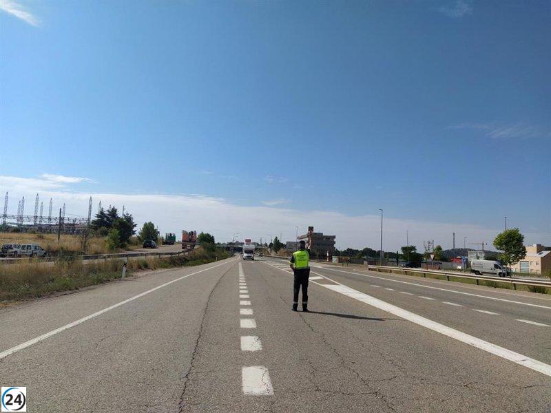Conductor drogado con orden de detención intenta atropellar a agente en Soria.