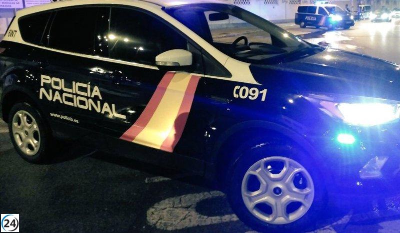 Sujeto arrestado en Burgos por robar 18 botellas de whisky de un supermercado.