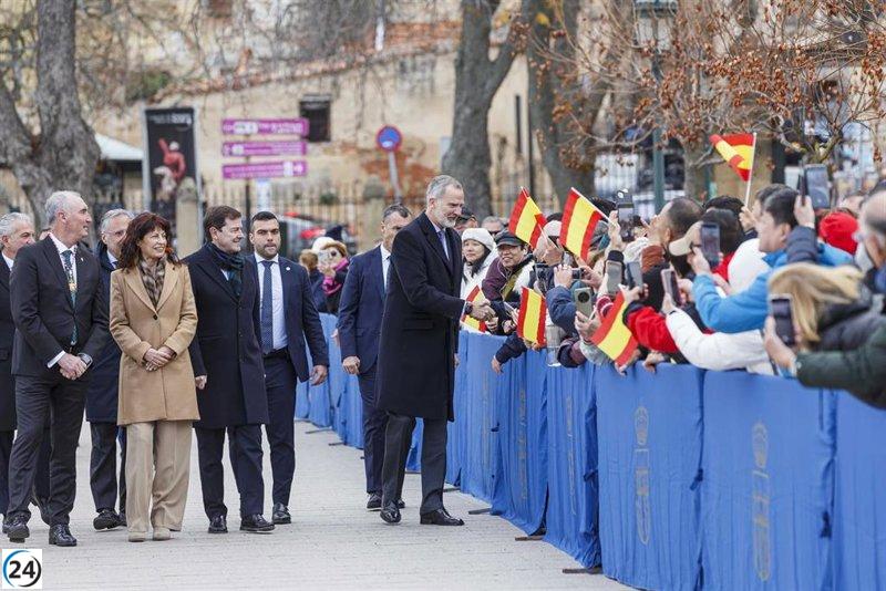 El Rey inaugura las ceremonias de proclamación de Isabel de Castilla, la pionera realeza de Europa.