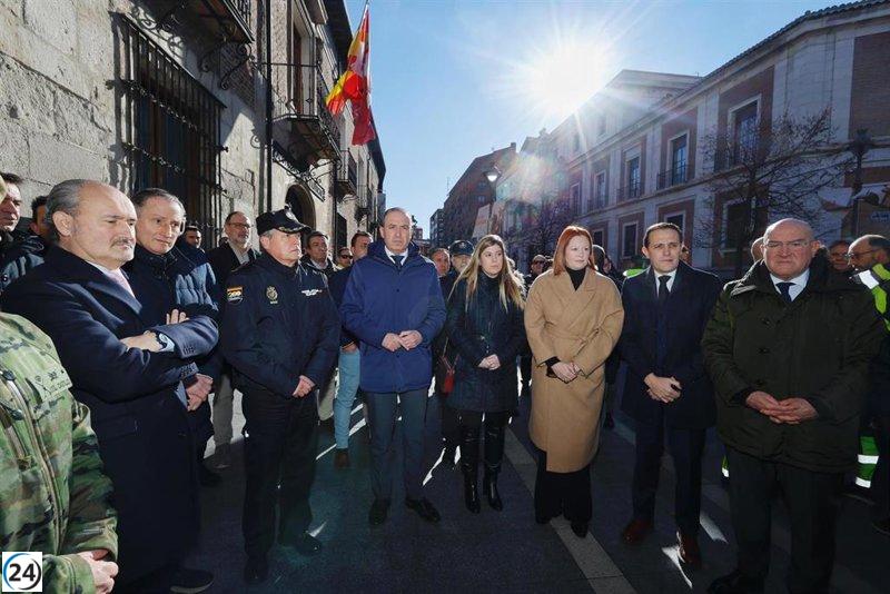 Valladolid rinde homenaje al bombero que perdió la vida en Peñafiel.