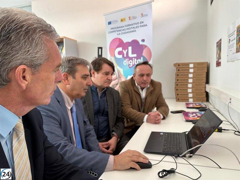 La Junta presenta talleres sobre tecnología doméstica, ciberseguridad e inteligencia artificial.