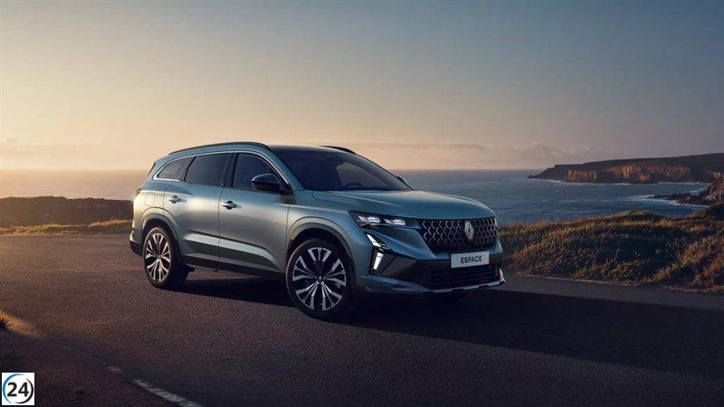 Renault lanza un Espace renovado que llegará al mercado antes del verano.