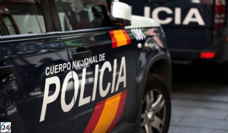Detienen a dos en Valladolid por fraude de 450 euros en mobiliario.