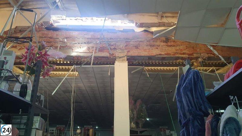 Colapso en nave industrial de Zaratán obliga a sellar el área por peligro inminente.