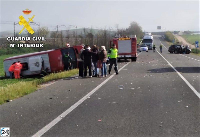 Conductor bajo investigación por homicidio imprudente tras fallecimiento de anciana.