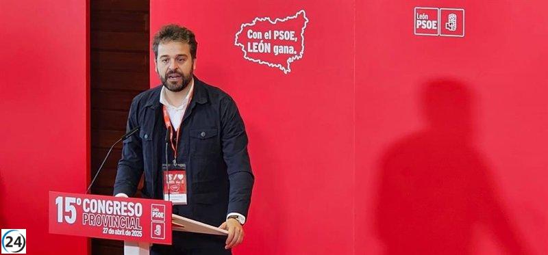Juan Francisco Serrano envía un mensaje de apoyo al PSOE de Cantabria contra los intentos de intimidación.