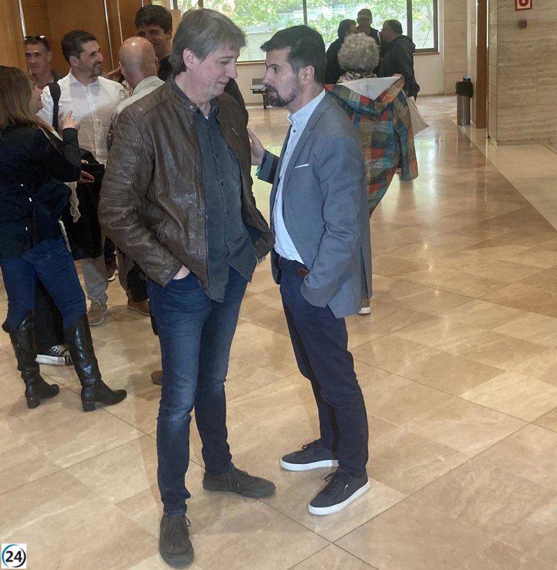 Tudanca rechaza dialogar con tránsfugas sobre la moción de censura.