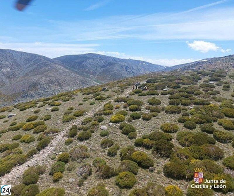 Hombre en mal estado es auxiliado en ruta de San Juan de Gredos, Ávila.