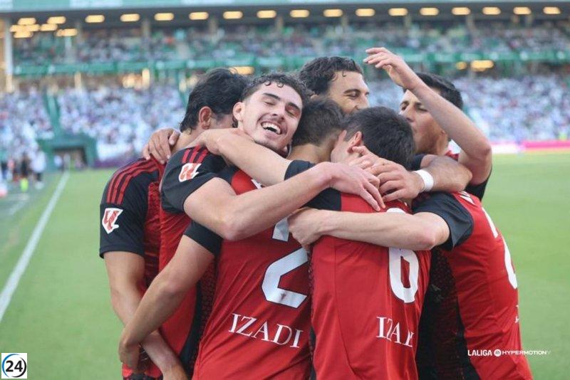 El Mirandés conquista el subliderato en Córdoba.
