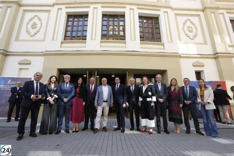 Junta elogia a profesionales y voluntarios por su valioso servicio a la comunidad en 2024.