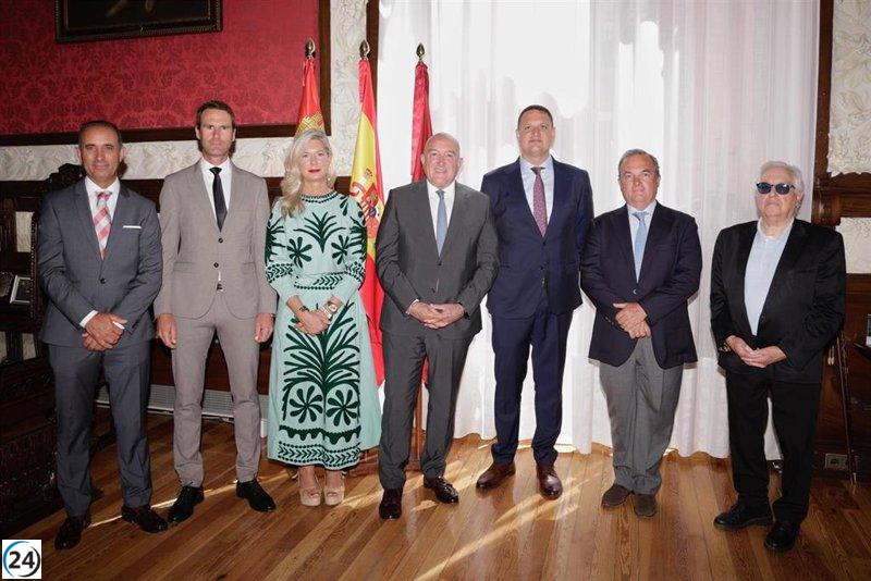 Valladolid defiende la tauromaquia y elogia a la empresa que gestiona la plaza.