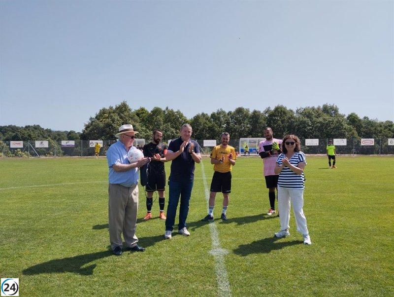 Sanabria en Zamora inaugura nuevo campo de fútbol certificado.