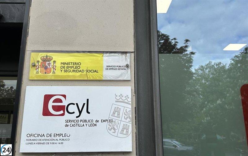 Desempleo se reduce en 4.840 en junio, llegando a 96.837, el mayor descenso porcentual de España.