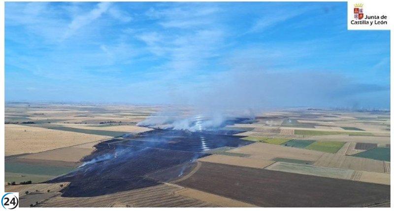 Incendio en Montealegre de Campos (Valladolid) extinguido con éxito.