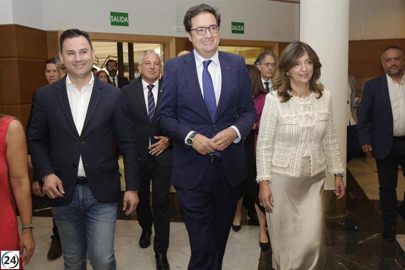 Óscar López afirma que el Gobierno planea presentar su propuesta de presupuestos.