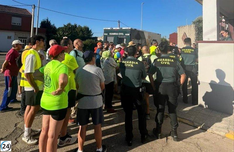 Helicóptero y comunitarios se unen en la búsqueda de desaparecido en Camarzana.