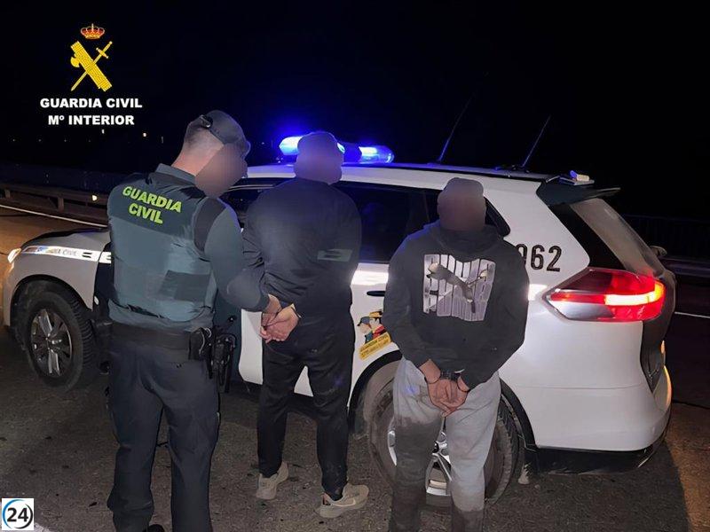 Arrestan a dos por incautar y quemar 500 kilos de cobre robado en zona protegida de León.