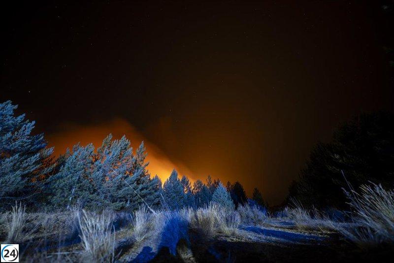 Castilla y León extiende alerta máxima por incendios hasta el 26 de agosto.