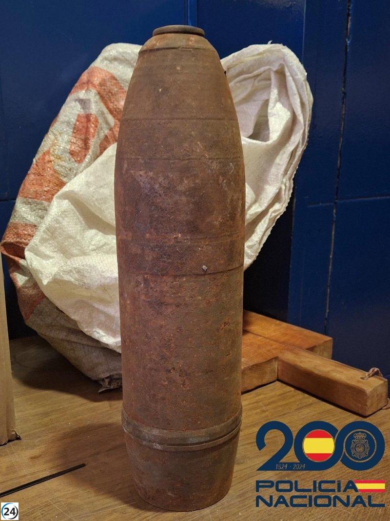 TEDAX desactivan granada de mano en una casa y proyectil de artillería en un negocio.