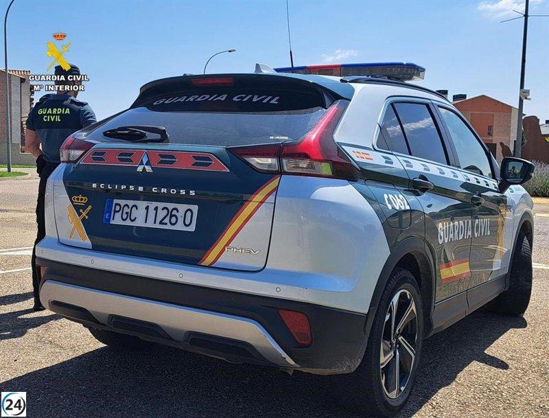 Detienen a tres por fabricar y vender alimentos contaminados con drogas en Saldaña, Palencia.