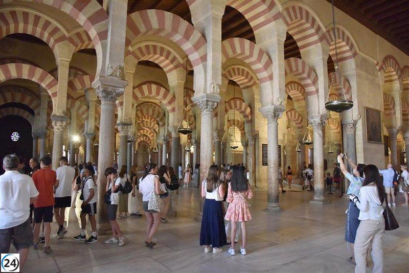 Arrestado en Palencia por amenazar con hacer explotar la Mezquita de Córdoba en 20 llamadas.