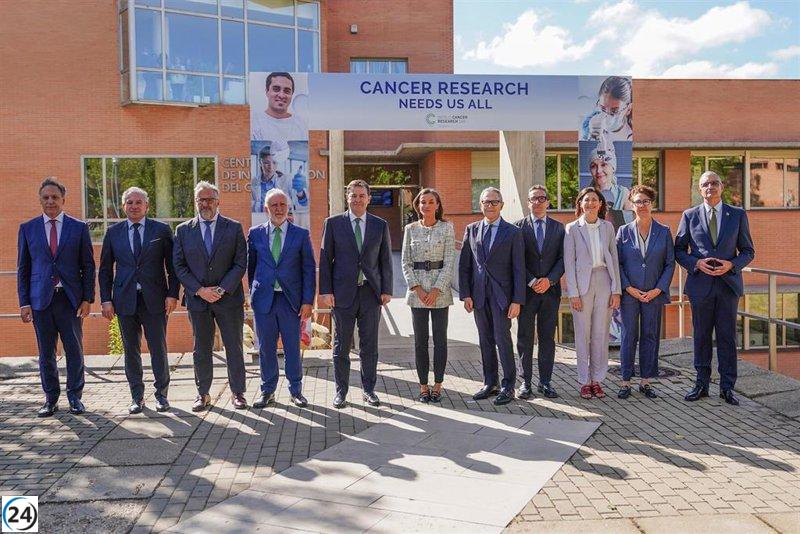 La Reina Letizia pide mayor inversión en investigación para frenar la rápida evolución del cáncer.