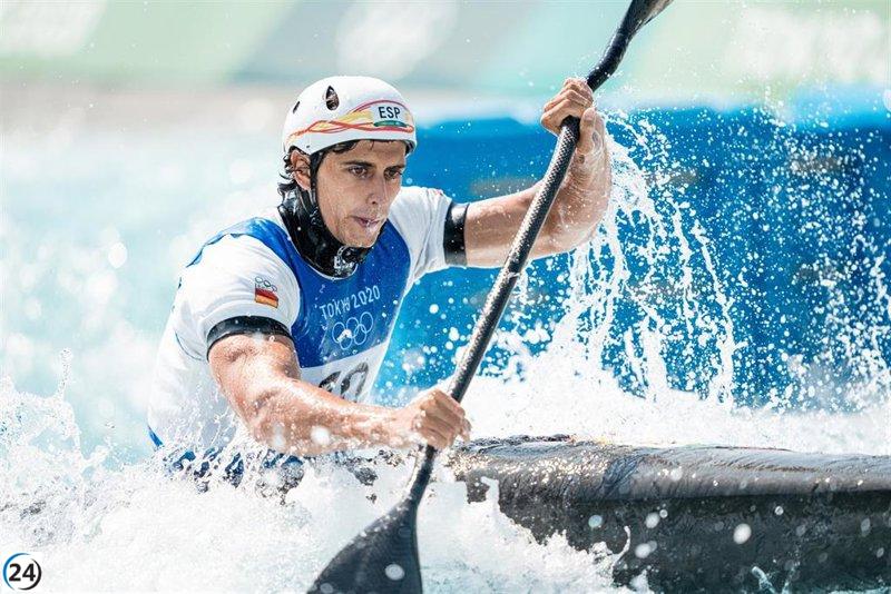 David Llorente corona su carrera como campeón mundial en Kayak Cross Contrarreloj.