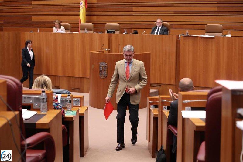 Vázquez dimite de su cargo como procurador tras la indagación del TSJCyL.