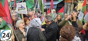 Multitud se manifiesta en el Calderón en rechazo al estreno de filme israelí en la Seminci.