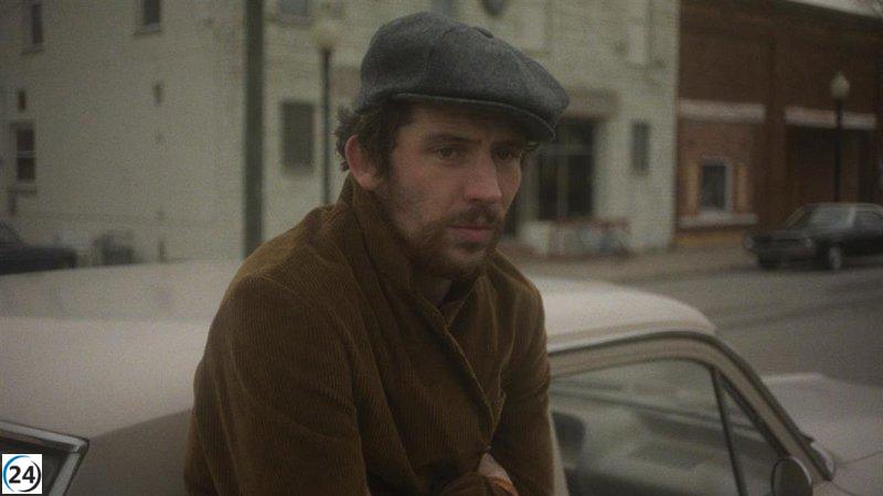 Kelly Reichardt explora la vida errante a través de un robo artístico en 'The Mastermind'.