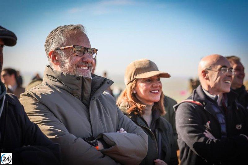 Pollán reprocha a Mañueco su desprecio por las demandas del campo y sus promesas vacías.