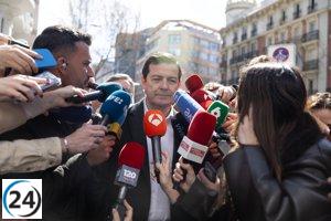 Mañueco destaca el acuerdo de 2022 con Vox como un sólido punto de partida para el diálogo.