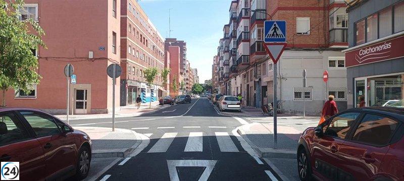 Ayuntamiento de Valladolid destina 353.000 euros a ampliar aceras y plantar árboles en la calle Cádiz.