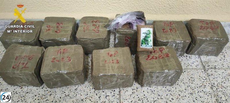 Detenido con diez kilos de hachís en el coche en Salamanca.