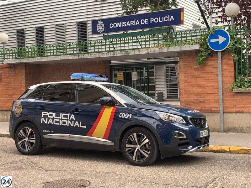 Policía nacional de Valladolid detenida por delitos contra la salud pública y revelación de secretos.