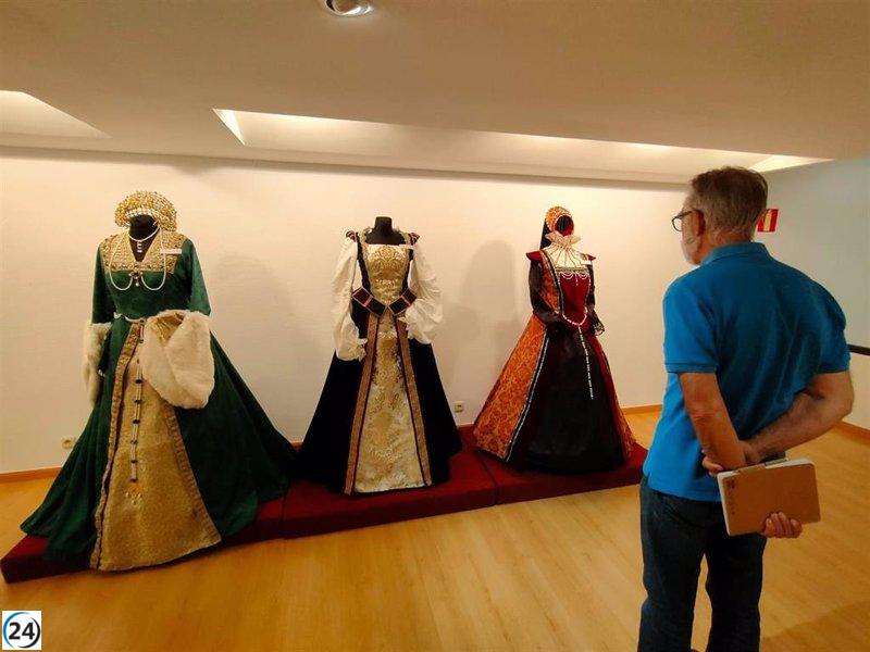 Estudiantes de costura de Salamanca elaboran trajes del Siglo de Oro.