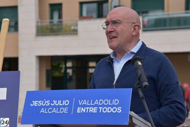 Carnero renuncia a su puesto de procurador por Valladolid.