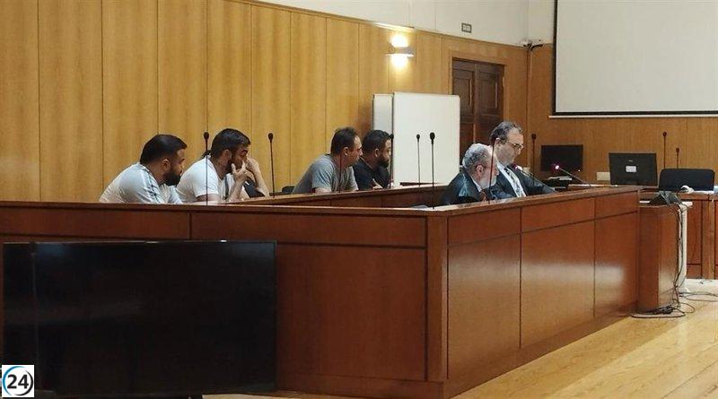 Cinco detenidos en