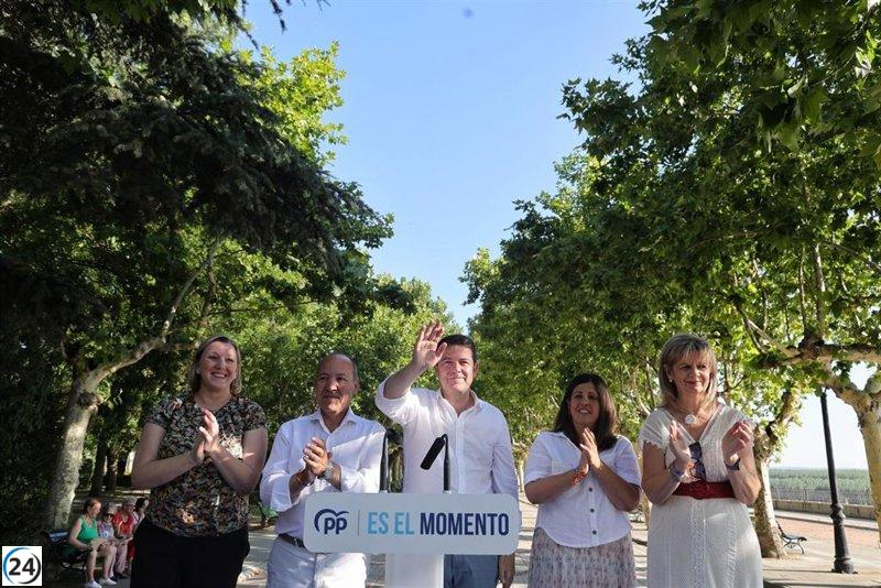Mañueco respalda reapertura de línea ferroviaria en tramo Plasencia-Astorga
