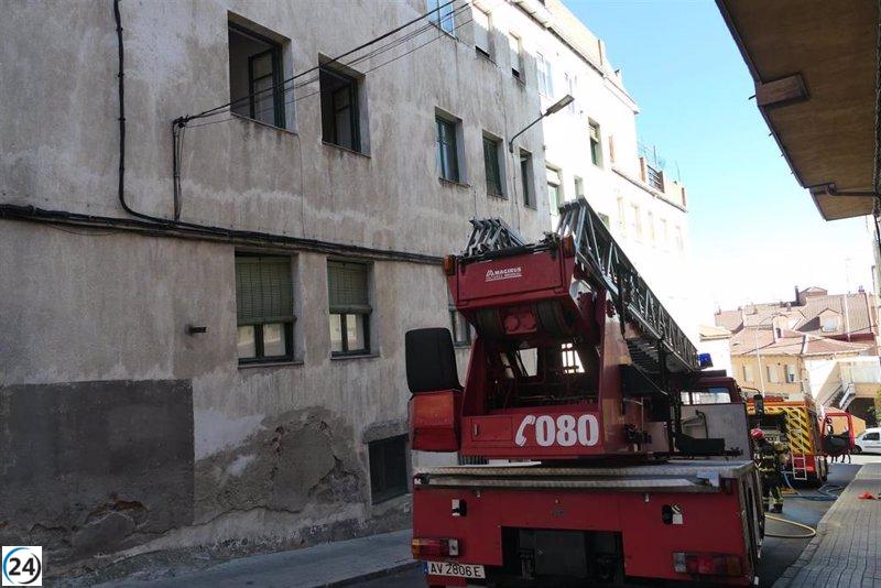 Tragedia en Ávila: 15 intoxicados, entre ellos 7 menores, en incendio domiciliario