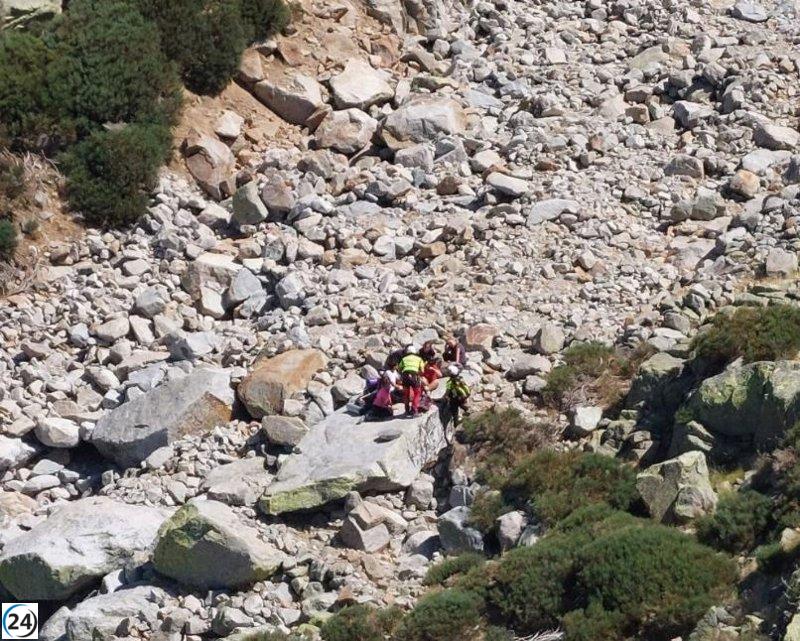 Rescatados seis montañeros atrapados cerca del Pico Almanzor, en Ávila