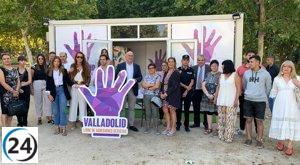 Carnero (PP) muestra su compromiso contra la violencia de género con los 'puntos violeta'